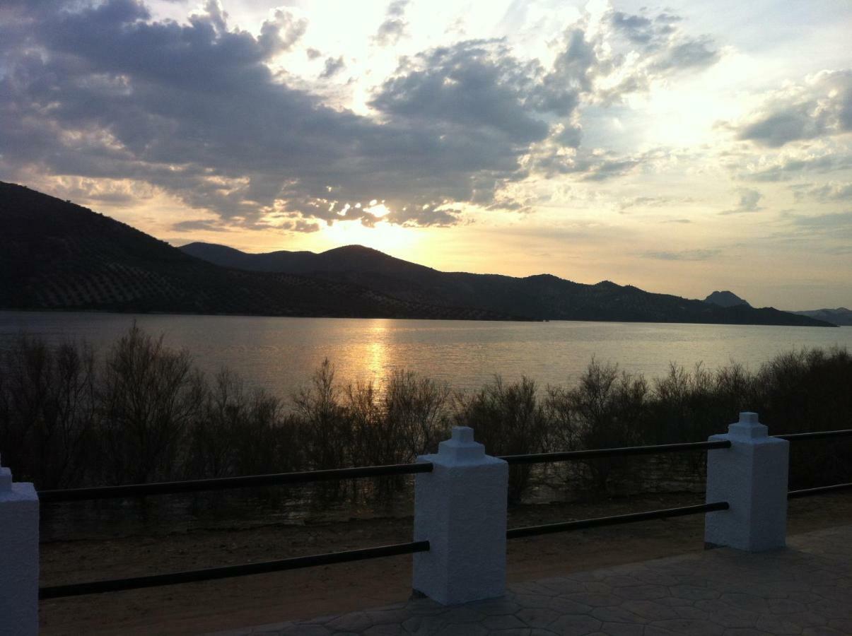 CENTRO DE OCIO ALÚA Casa Rural Iznájar Lago de Andalucía Exterior foto